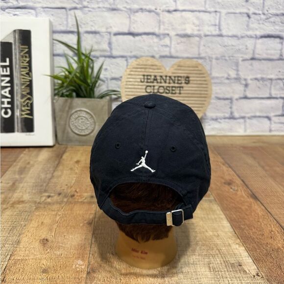 Nike Air Jordan H86 GOAT Script Strapback Hat - Picture 5 of 9